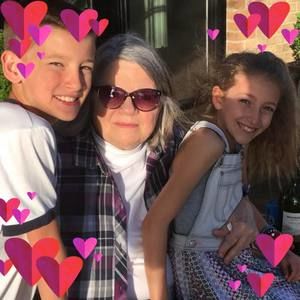 Meet your Posher, Carolyn